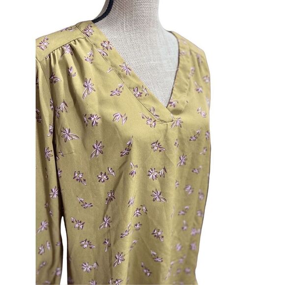 Motherhood Maternity Summer Blouse Top Size M Roll Sleeve Floral Yellow - Picture 4 of 7